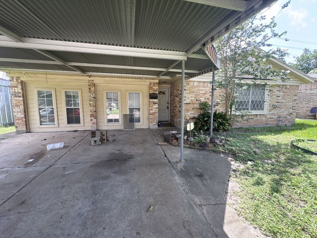 666 Overbluff Street Channelview, TX 77530 - Photo 2 of 16