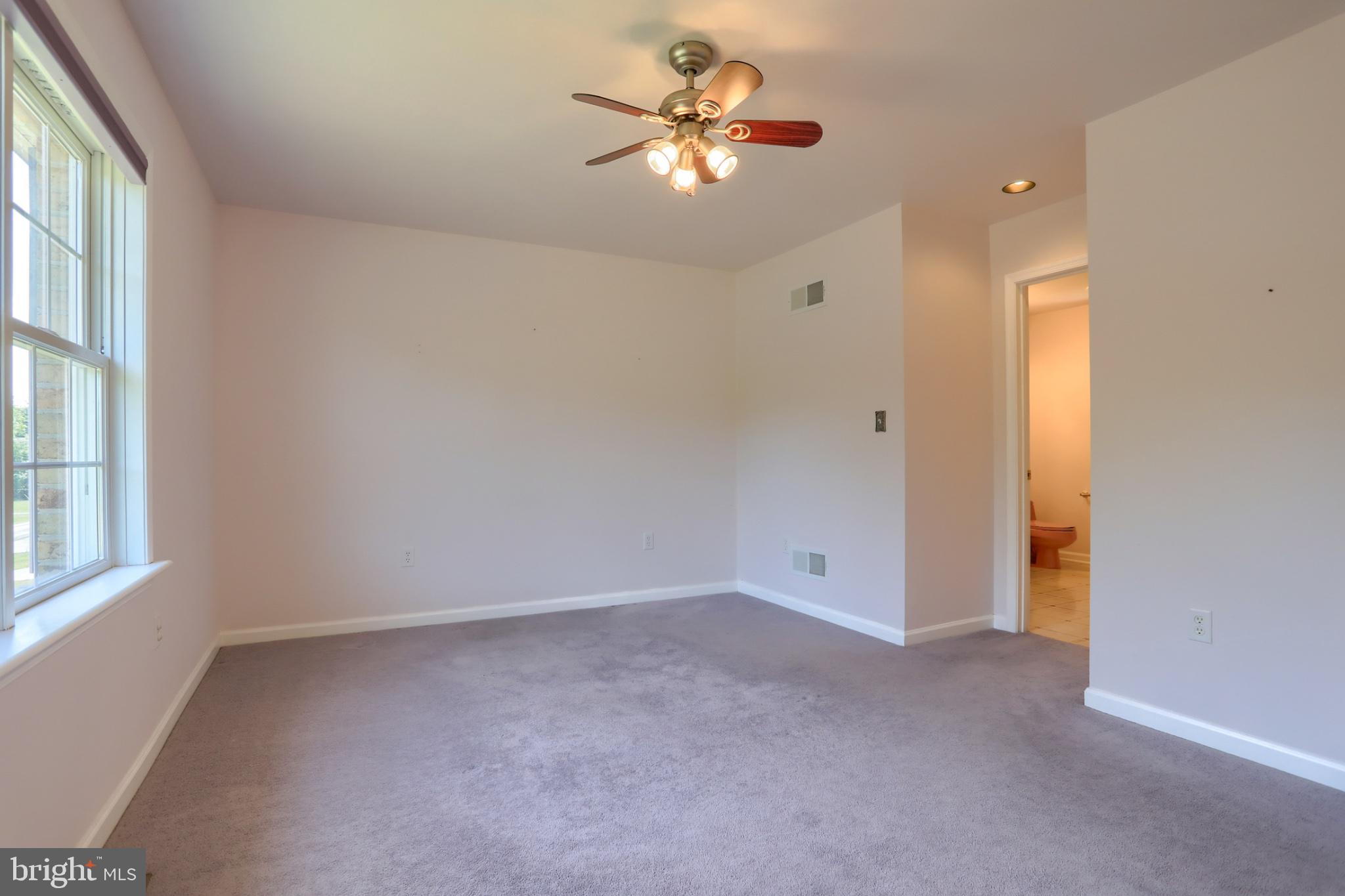 7304 Sandy Hollow Road Harrisburg, PA 17112 - Photo 33 of 49 Spacious room with natural light.