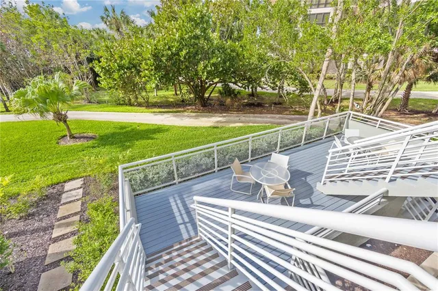$950,000 | 240 Sands Point Road, Unit 4102, Longboat Key, FL 34228