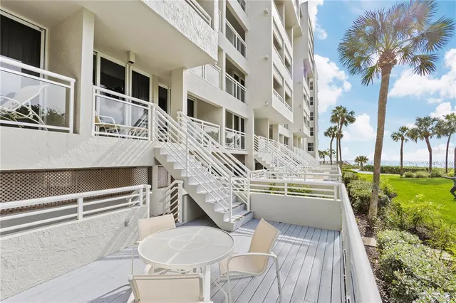 $950,000 | 240 Sands Point Road, Unit 4102, Longboat Key, FL 34228