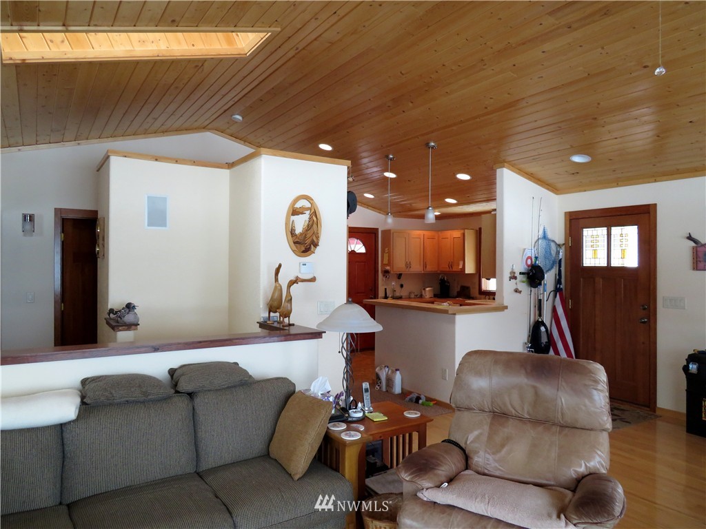 16 Julian Bay Road Republic, WA 99166 - Photo 9 of 23 Gallery Image 9