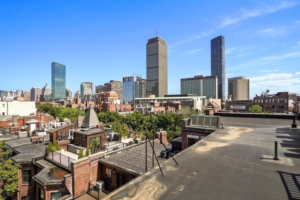 333 Commonwealth Avenue, Unit PH22 Boston, MA 02115 - Photo 35 of 42 a view of a city with tall buildings