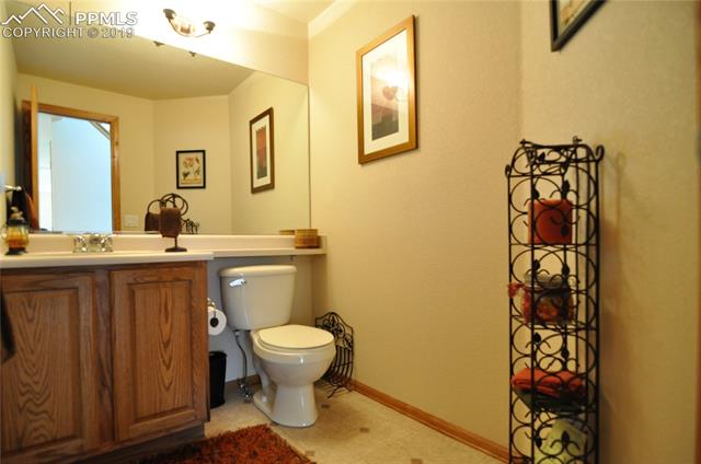 7770 Midnight Road Peyton, CO 80831 - Photo 10 of 33