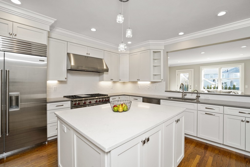 202 Winslow Road Newton, MA 02468 - Photo 7 of 18