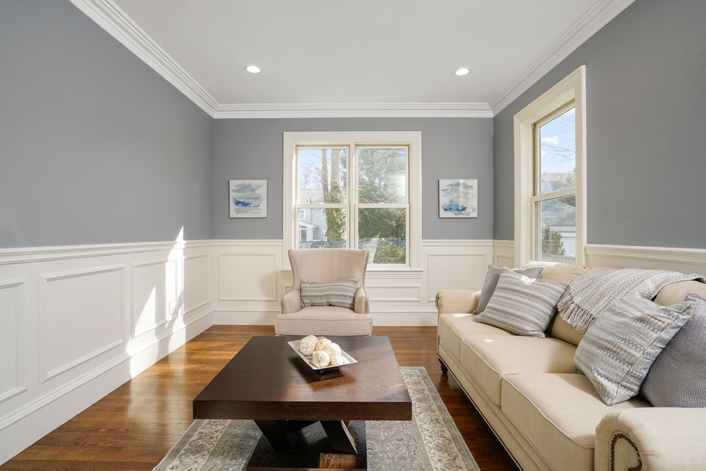 202 Winslow Road Newton, MA 02468 - Photo 10 of 18