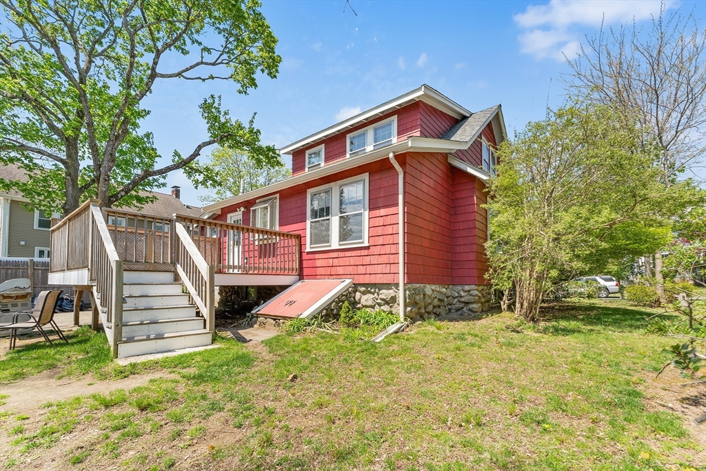 18 Fales Road Dedham, MA 02026 - Photo 36 of 38