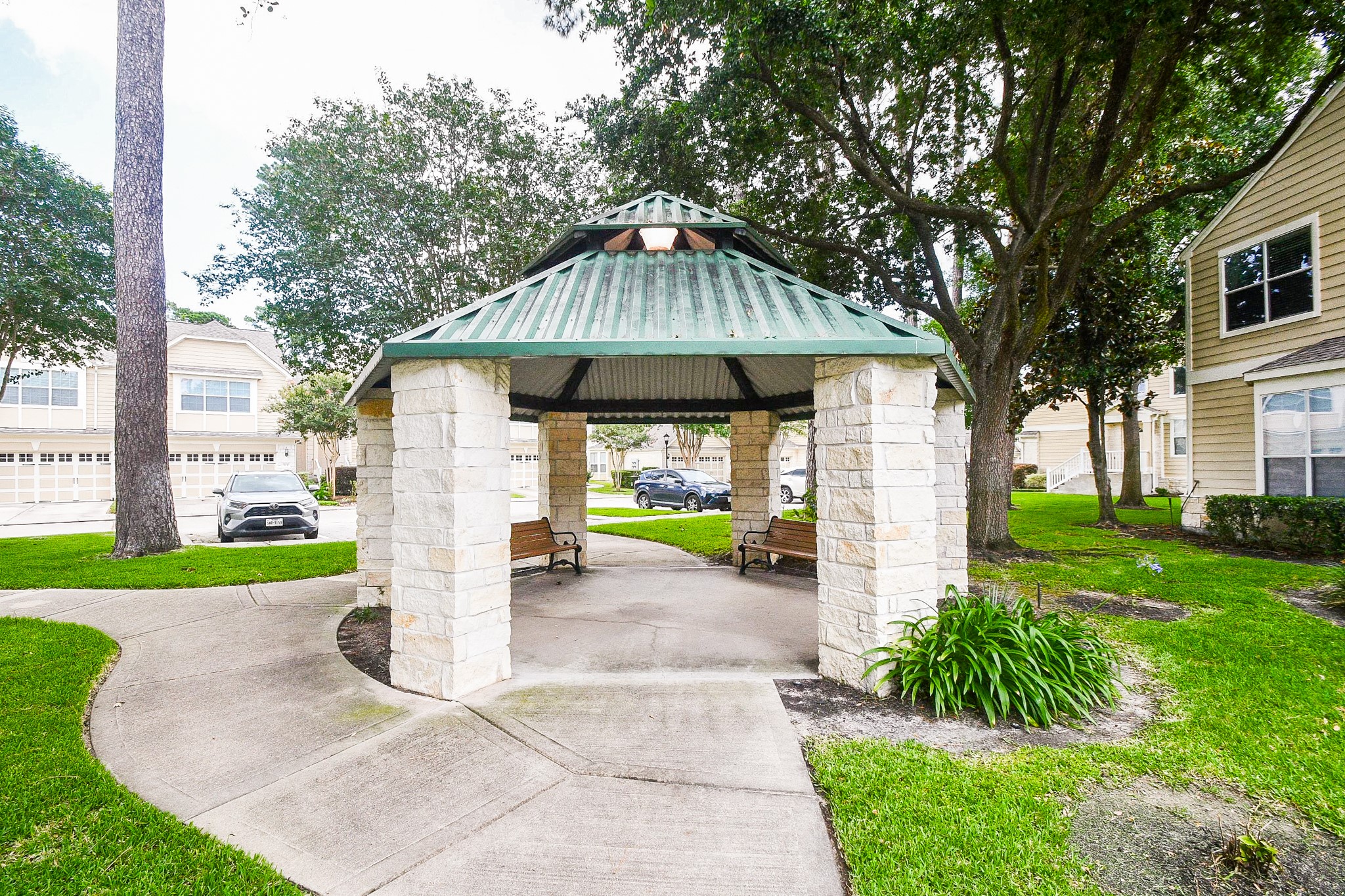 13600 Breton Ridge Street, Unit 36F Houston, TX 77070 - Photo 38 of 38 A wonderful place to enjoy low-maintenance living in a desirable community.