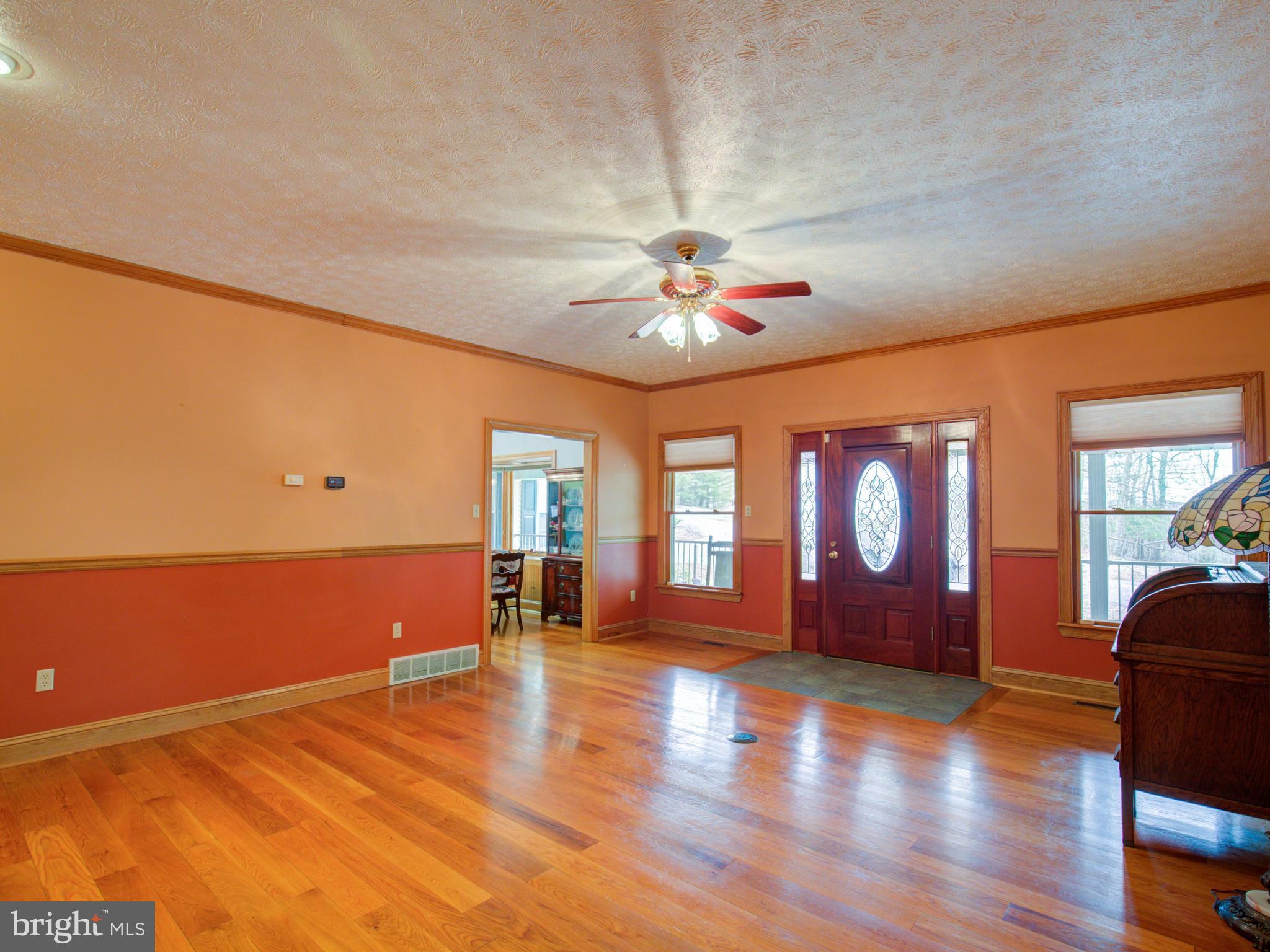 449 Rolling Ridge Lane Winchester, VA 22603 - Photo 11 of 30 Living Room