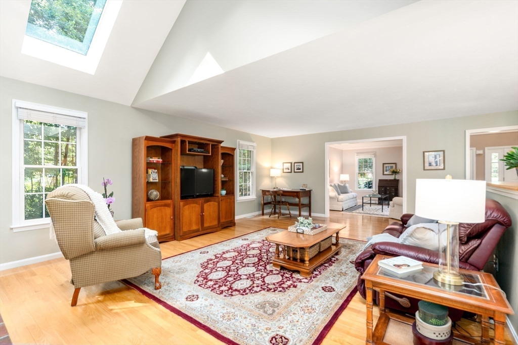 1 Applewood Road Norfolk, MA 02056 - Photo 17 of 41 Gallery Image 17