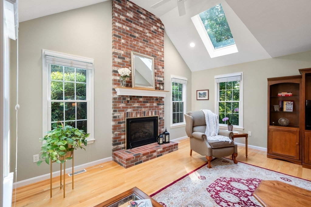1 Applewood Road Norfolk, MA 02056 - Photo 18 of 41 Gallery Image 18