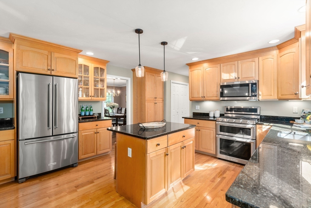 1 Applewood Road Norfolk, MA 02056 - Photo 20 of 41 Gallery Image 20