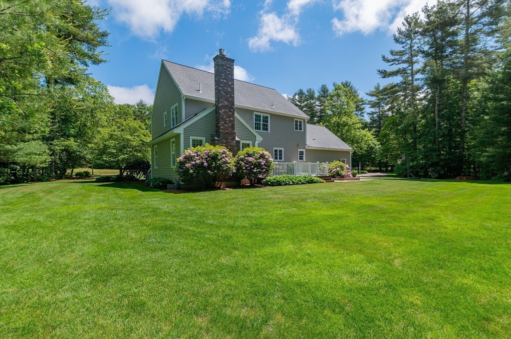 1 Applewood Road Norfolk, MA 02056 - Photo 8 of 41 Gallery Image 8