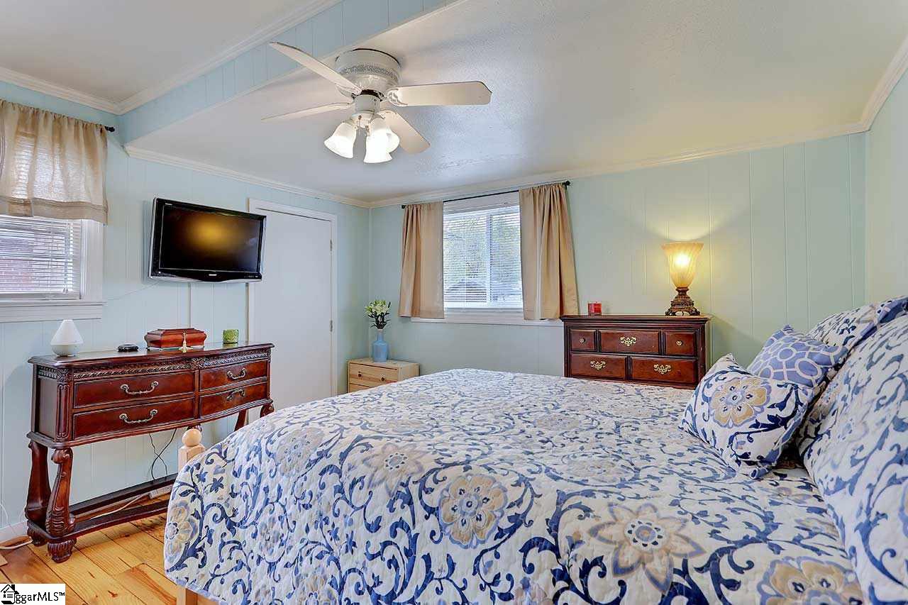 204 South Line Street Greer, SC 29651 - Photo 16 of 34 Gallery Image 16