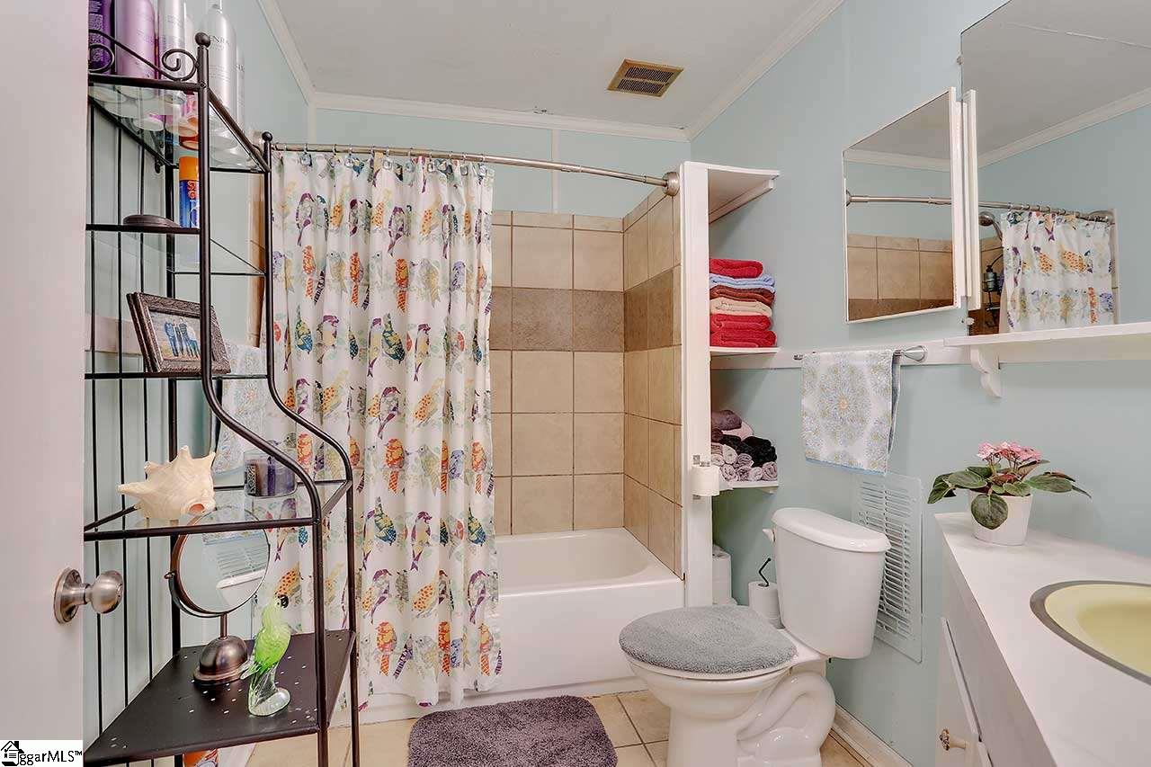 204 South Line Street Greer, SC 29651 - Photo 21 of 34 Gallery Image 21