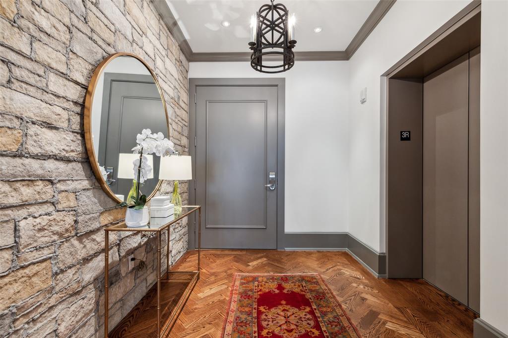 2300 Wolf Street, Unit 3D Dallas, TX 75201 - Photo 2 of 37 Private direct elevator access