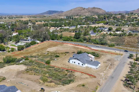 $2,199,990 | 39127 Corte Venture, Temecula, CA 92592