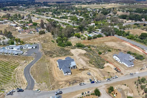 $2,199,990 | 39127 Corte Venture, Temecula, CA 92592