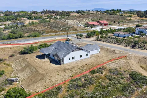 $2,199,990 | 39127 Corte Venture, Temecula, CA 92592