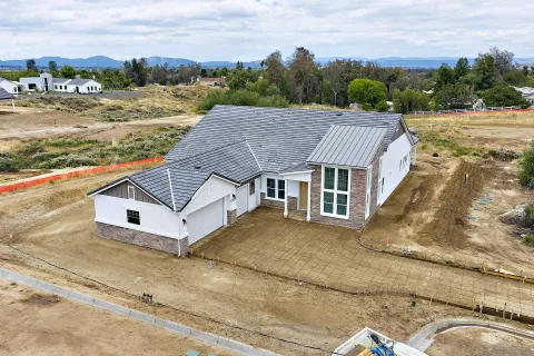 $2,199,990 | 39127 Corte Venture, Temecula, CA 92592