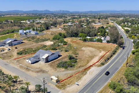 $2,199,990 | 39127 Corte Venture, Temecula, CA 92592