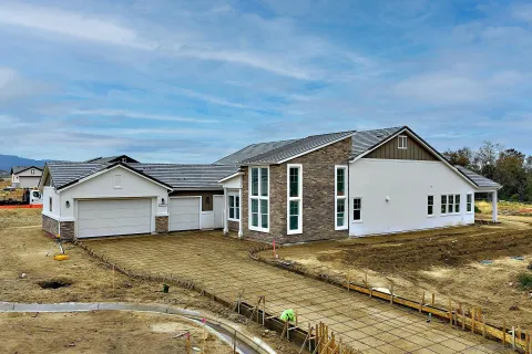 $2,199,990 | 39127 Corte Venture, Temecula, CA 92592