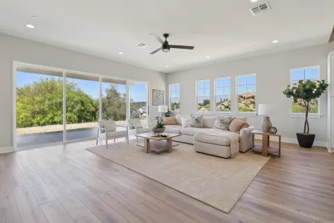 $2,199,990 | 39127 Corte Venture, Temecula, CA 92592