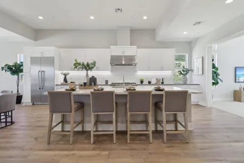 $2,199,990 | 39127 Corte Venture, Temecula, CA 92592