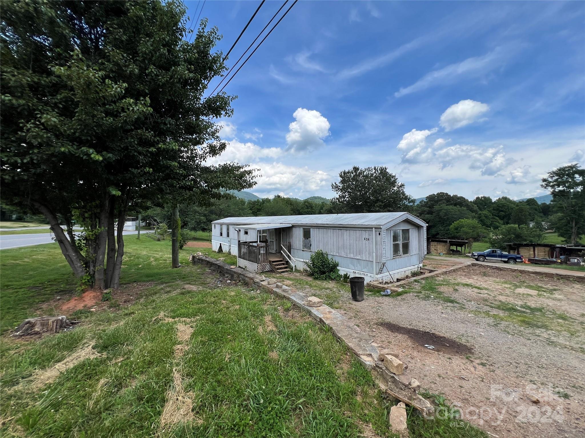 434 Justice Ridge Road Candler, NC 28715 - Photo 1 of 26 Gallery Image 1