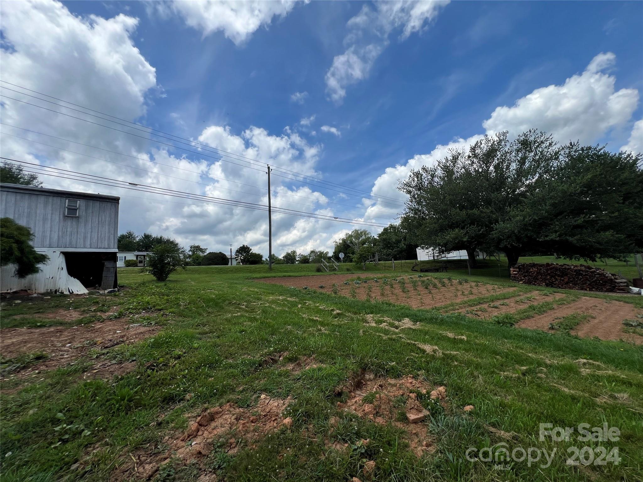 434 Justice Ridge Road Candler, NC 28715 - Photo 9 of 26 Gallery Image 9