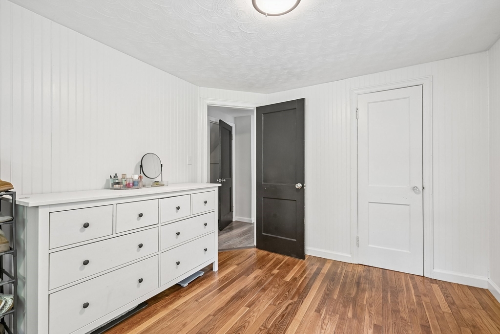 18 Carleton Road Leicester, MA 01542 - Photo 20 of 37