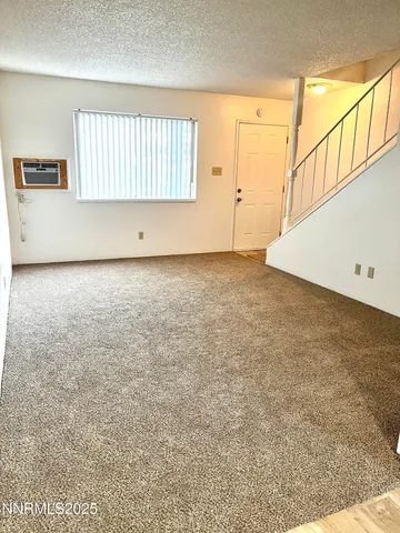 $1,300 | 827 Belli Drive, Reno, NV 89502