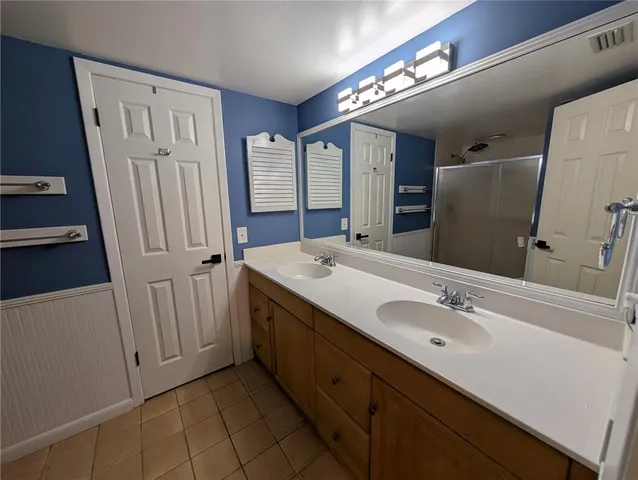 $2,900 | 1117 Lakemont Drive, Valrico, FL 33594