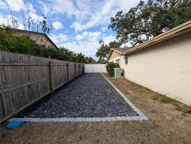 $2,900 | 1117 Lakemont Drive, Valrico, FL 33594