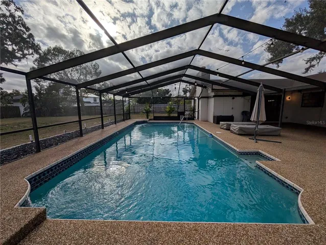 $2,900 | 1117 Lakemont Drive, Valrico, FL 33594