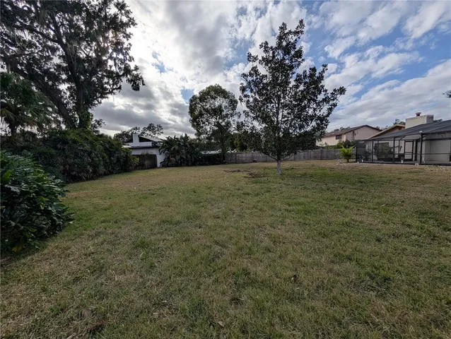 $2,900 | 1117 Lakemont Drive, Valrico, FL 33594