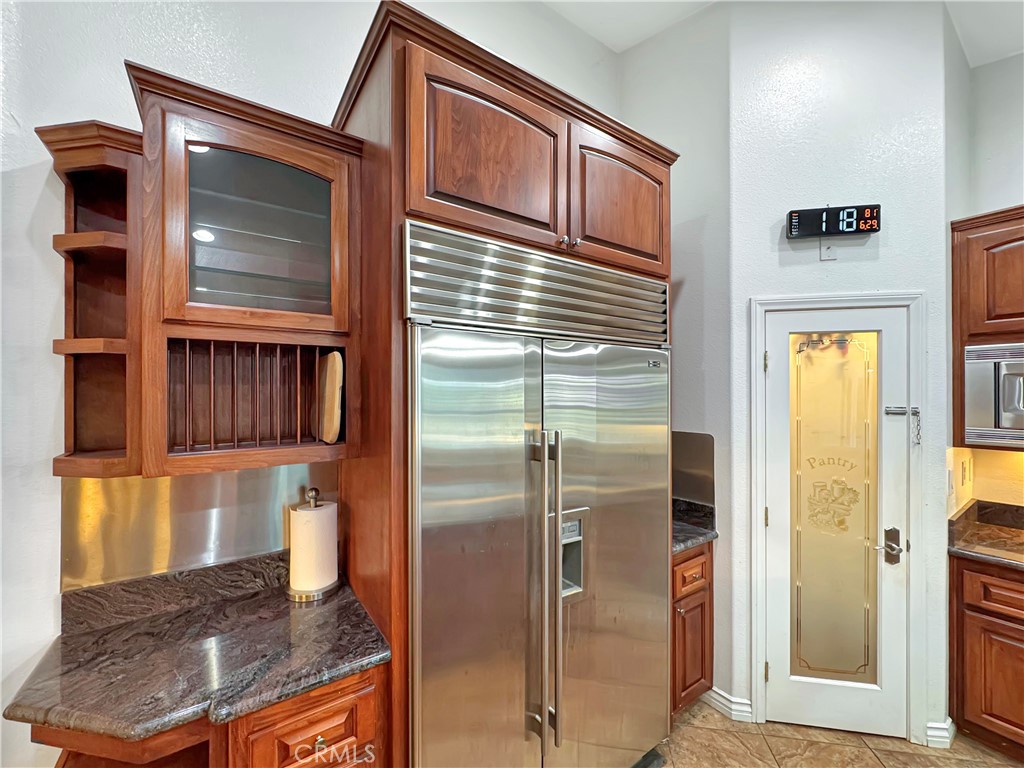 875 Clark Street Riverside, CA 92501 - Photo 11 of 56