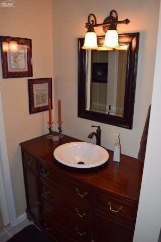 4080 South Irish Road Davison, MI 48423 - Photo 11 of 37 21172721-10.JPG