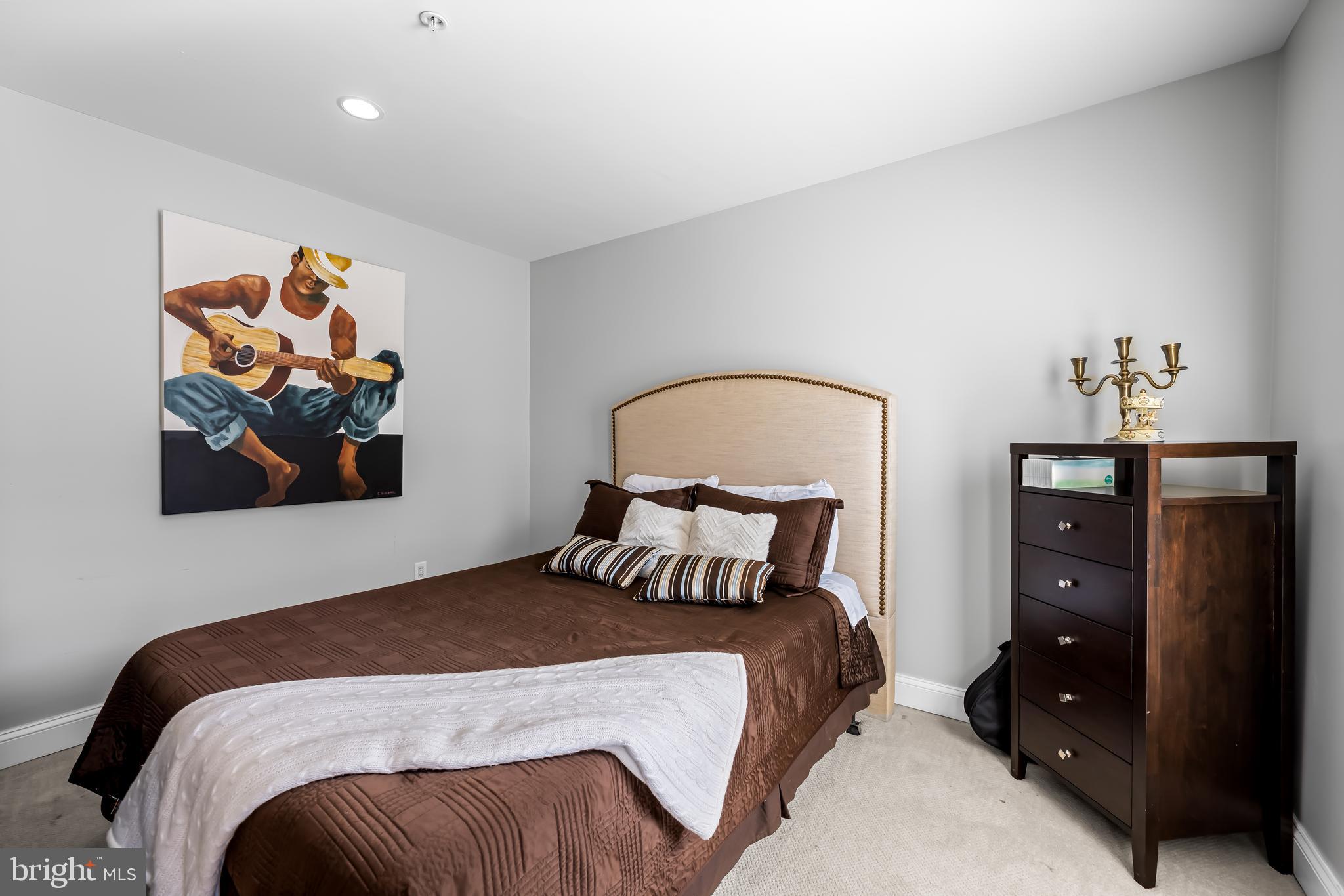 1252 Dockside Circle Baltimore, MD 21224 - Photo 21 of 59 2nd bedroom