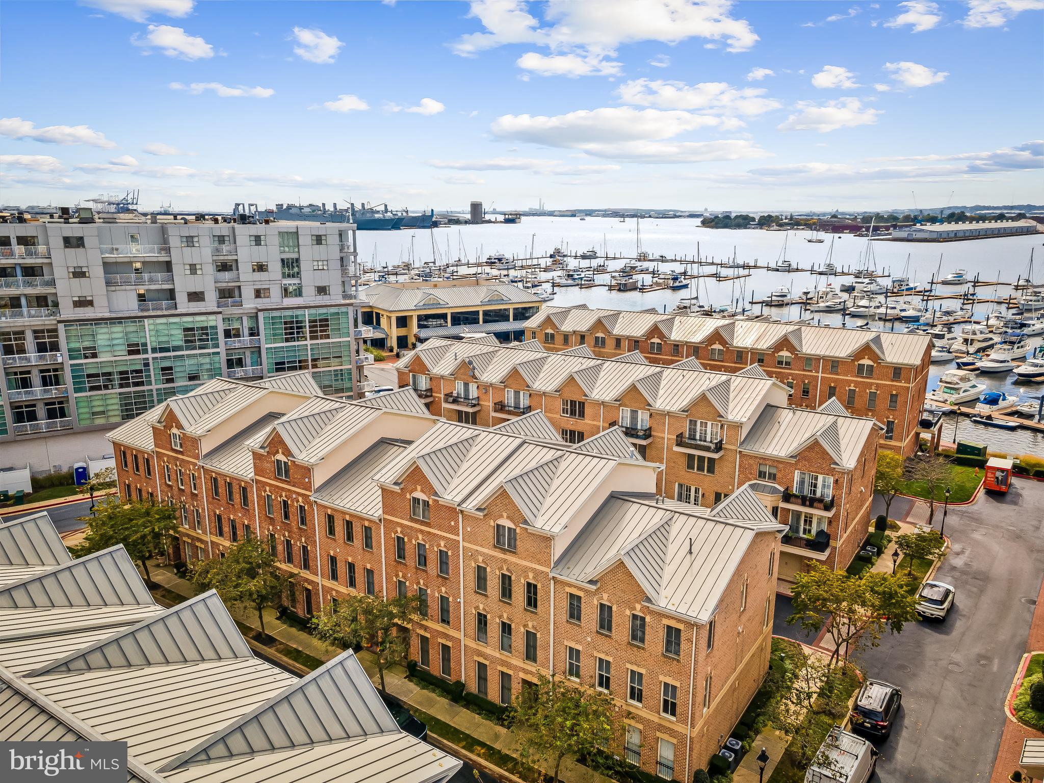 1252 Dockside Circle Baltimore, MD 21224 - Photo 47 of 59 drone