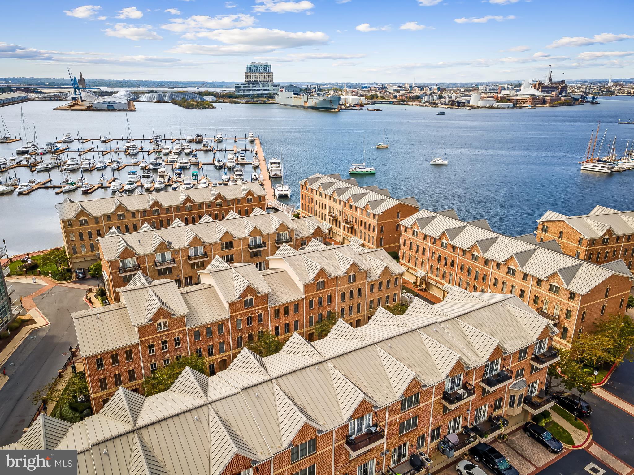 1252 Dockside Circle Baltimore, MD 21224 - Photo 50 of 59 drone