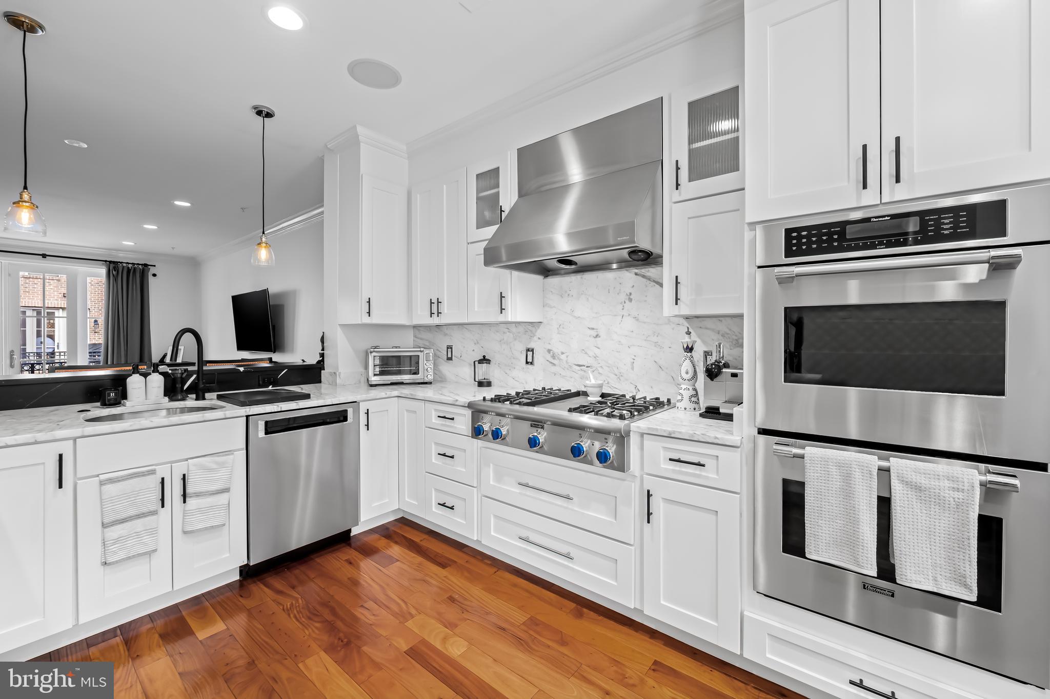 1252 Dockside Circle Baltimore, MD 21224 - Photo 7 of 59 kitchen