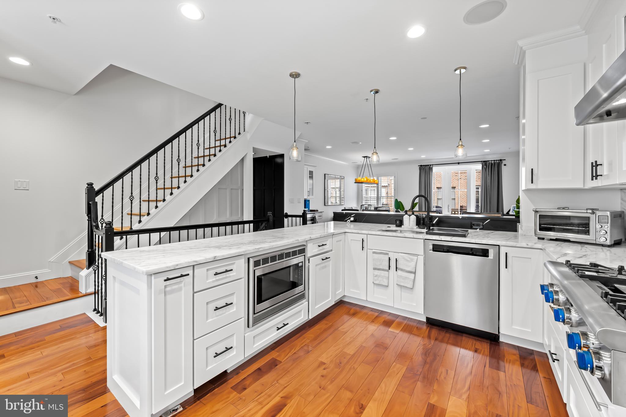 1252 Dockside Circle Baltimore, MD 21224 - Photo 10 of 59 kitchen