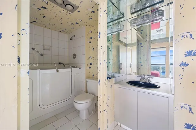 $2,800 | 20505 East Country Club Drive, Unit 1434, Aventura, FL 33180