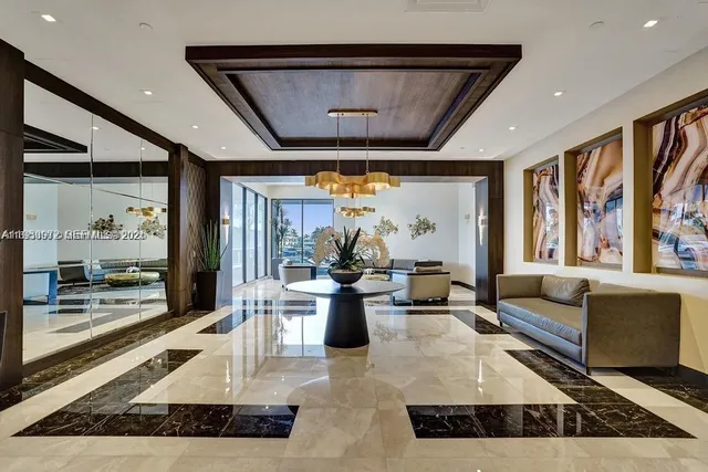 $2,800 | 20505 East Country Club Drive, Unit 1434, Aventura, FL 33180