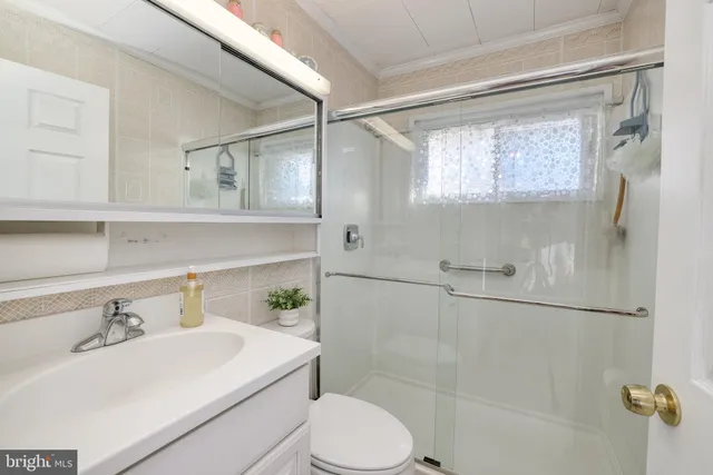 $365,000 | 110 Kenwood Drive North, Levittown, PA 19055