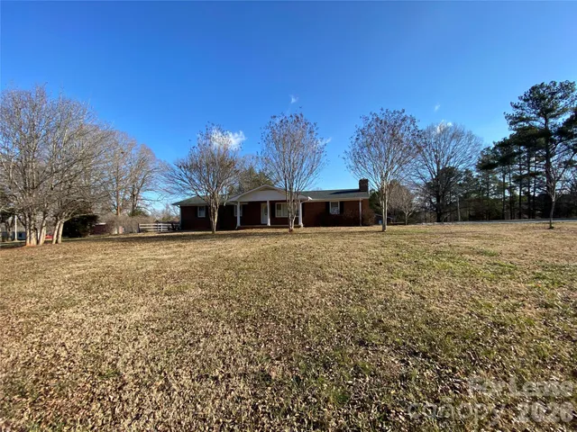 $1,800 | 203 Ratchford Farm Road, Gastonia, NC 28056