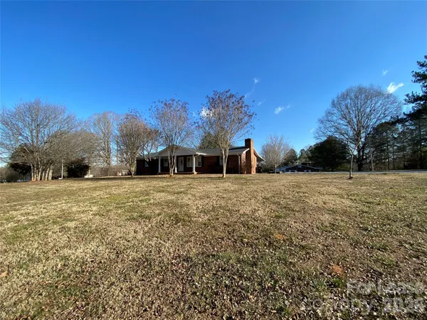 $1,775 | 203 Ratchford Farm Road, Gastonia, NC 28056