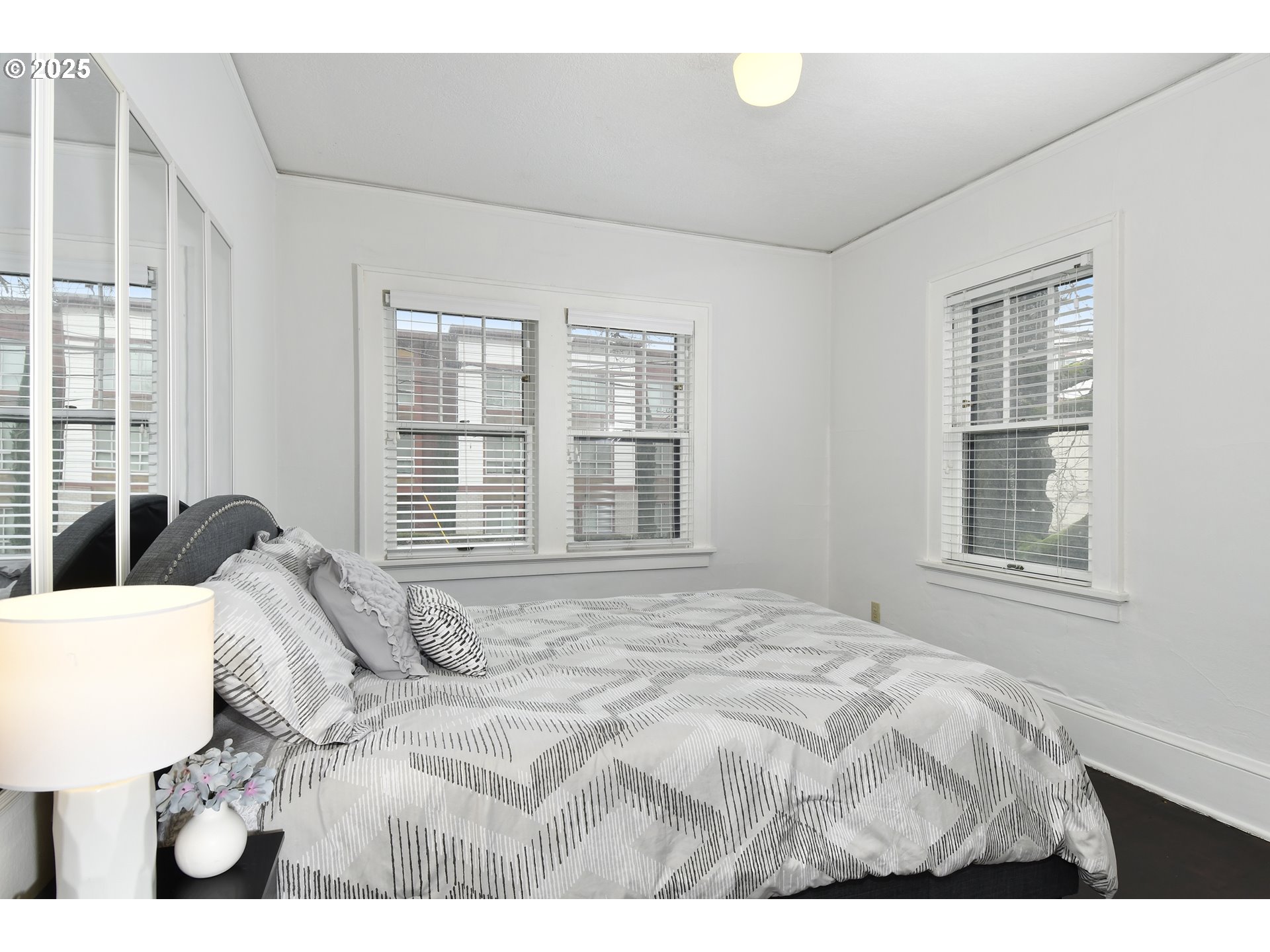 414 Southwest Pendleton Street Portland, OR 97239 - Photo 13 of 24 Gallery Image 13