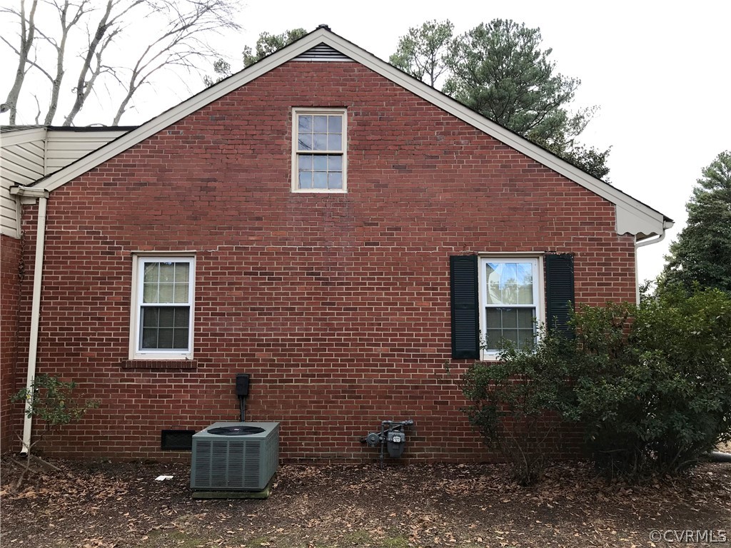 914 Hampton Road Petersburg, VA 23805 - Photo 6 of 34 Gallery Image 6