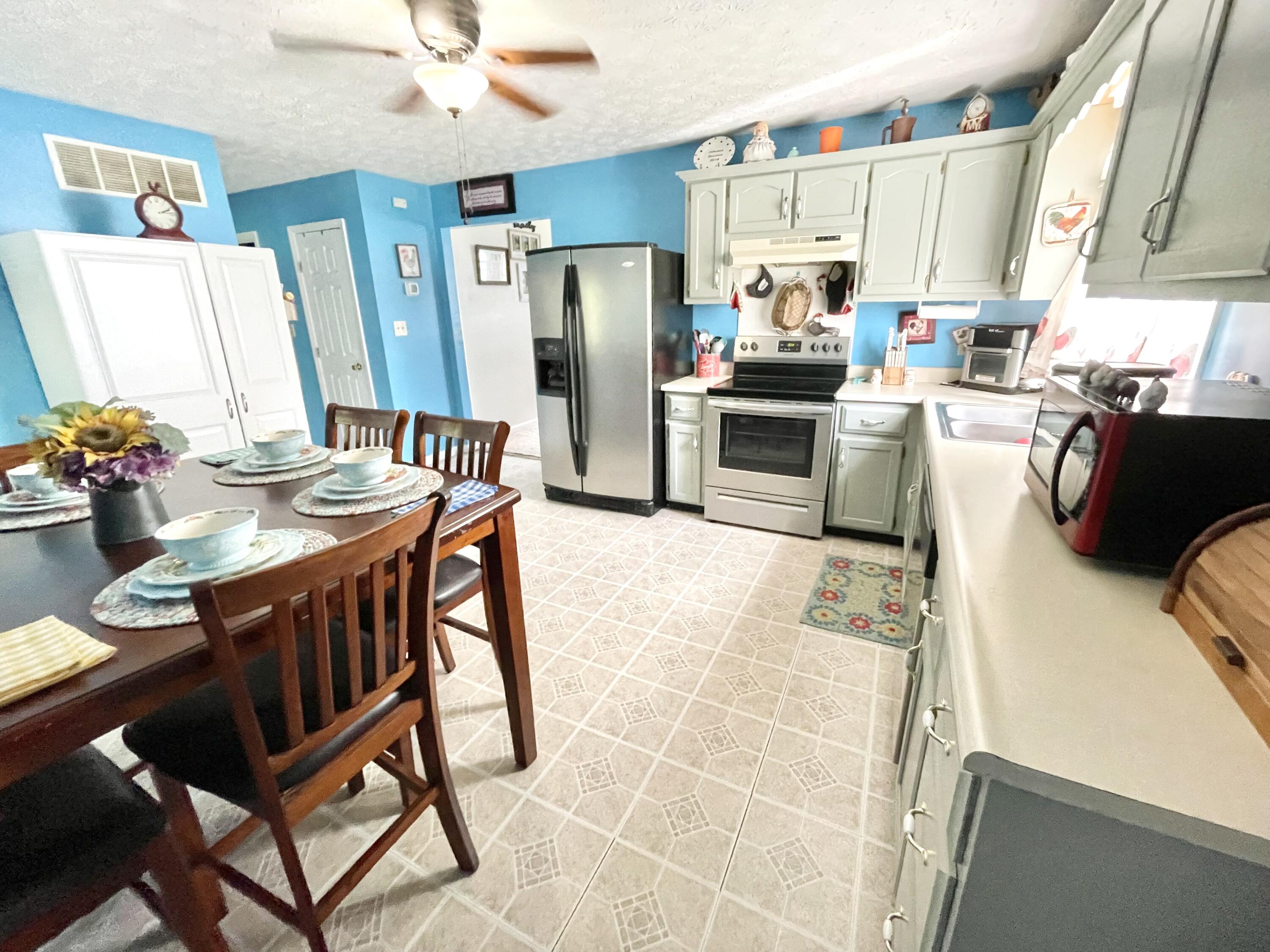 75 Reed Hill Berea, KY 40403 - Photo 18 of 39 591485D4-3763-467A-BE14-3B29B9EC9CA4_1_2